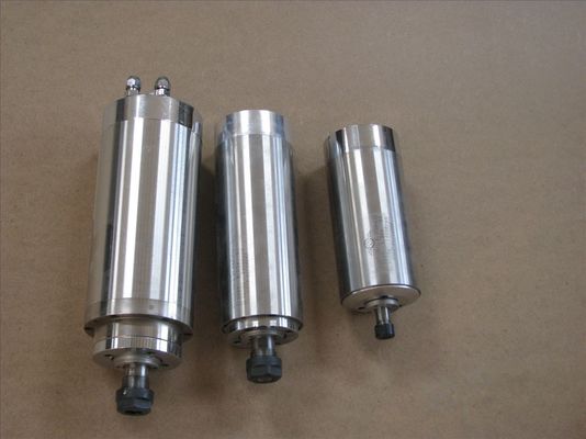 R11 CNC機械部品の木製1.5kw水によって冷却される紡錘220V 1段階